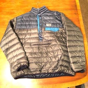 patagonia down puffer pullover jacket
